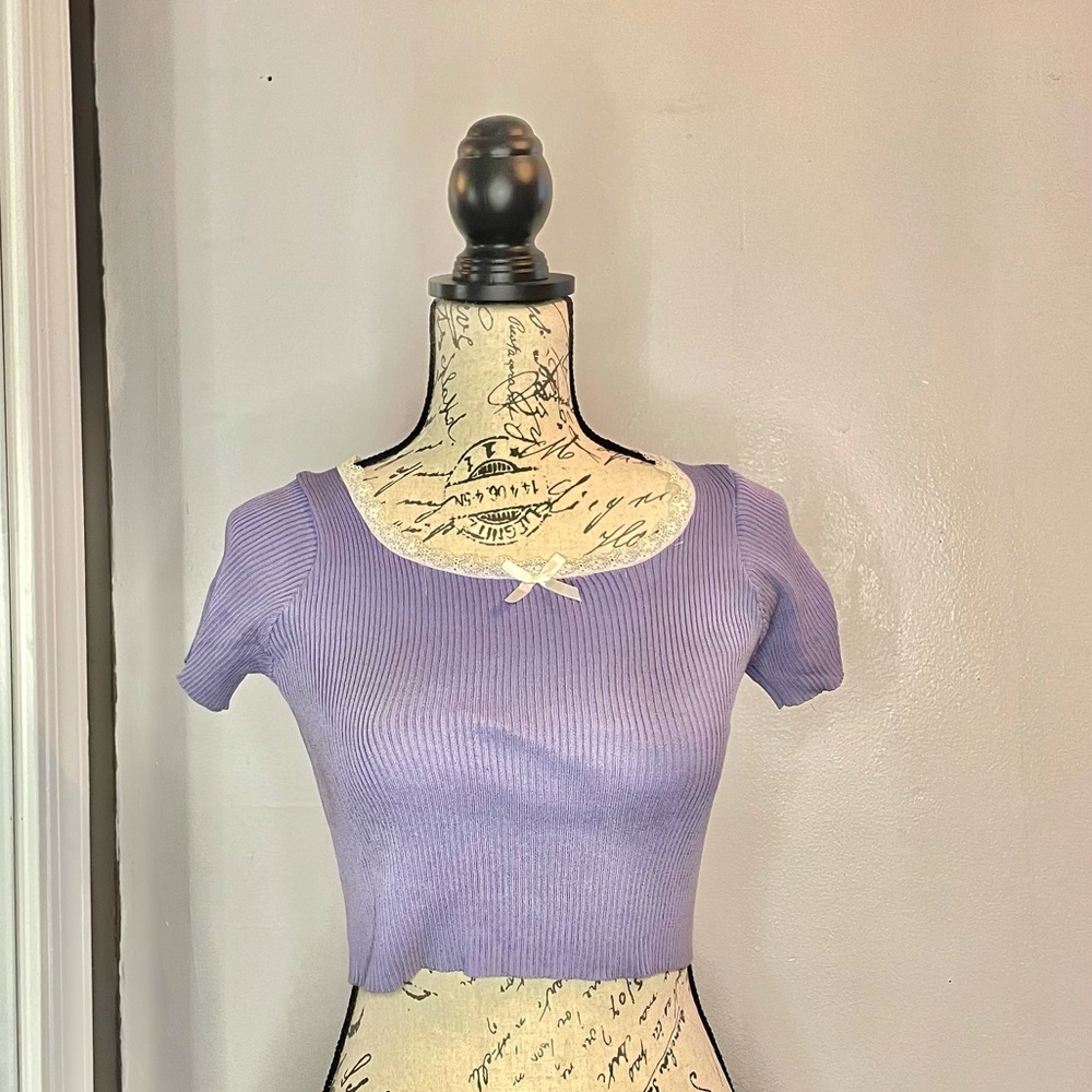 Cute y2k/soft/Pastel/soft girl/ asethic/ laced tee